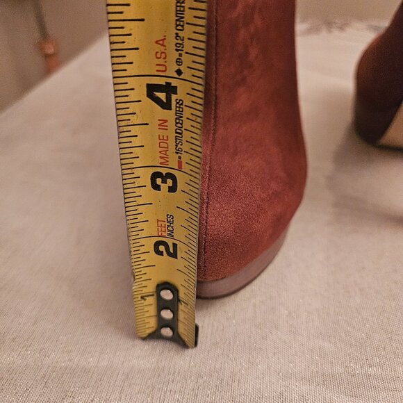 NWOT Vintage Bakers Platform Heel Booties - Picture 10 of 10
